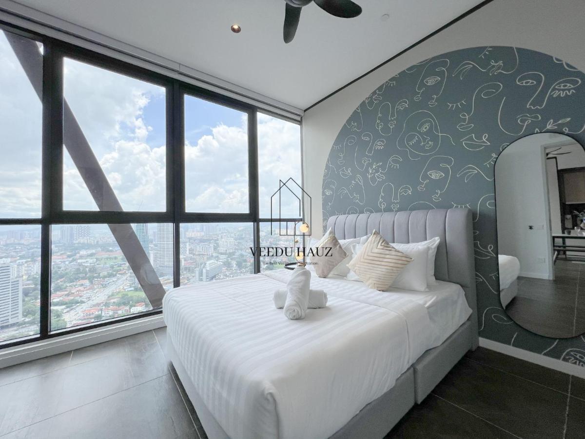 Scarletz Suites At Klcc By Veedu Hauz Куала-Лумпур Экстерьер фото