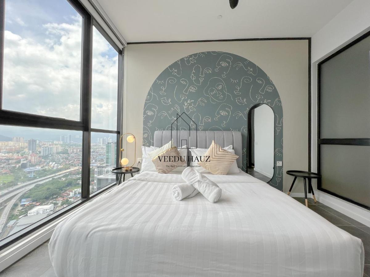 Scarletz Suites At Klcc By Veedu Hauz Куала-Лумпур Экстерьер фото