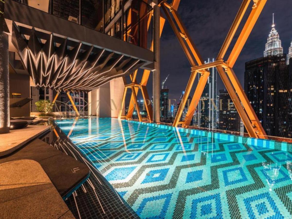 Scarletz Suites At Klcc By Veedu Hauz Куала-Лумпур Экстерьер фото